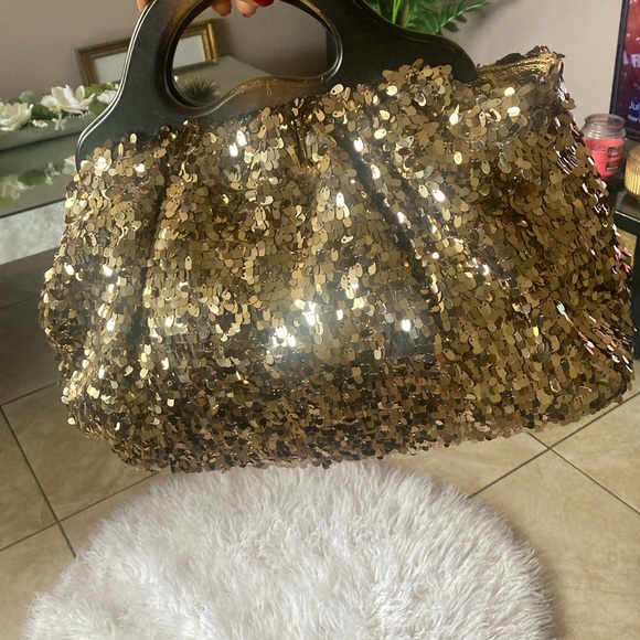 Gold Sequin handbag - Picture 5 of 9